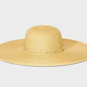 NWT S/M Floppy Straw Sun Hat